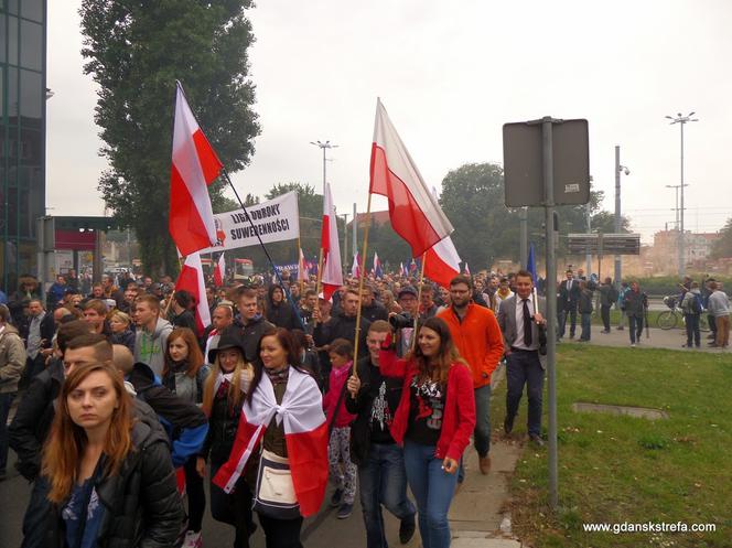 Gdańsk: Manifestacja przeciw przyjmowaniu uchodźców do Polski.