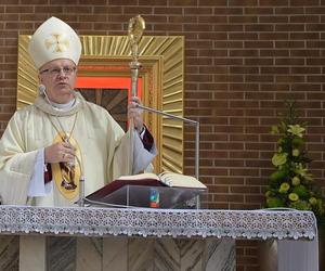 Kościół upada! W dostatku dopadła nas bieda. Wstrząsające wyznanie biskupa z Opola!