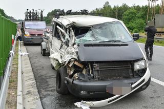 Tragiczny wypadek. Dwie osoby nie żyją. Poważne utrudnienia