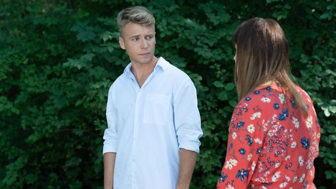 	Barwy szczęścia odc. 2190. Agata (Natalia Zambrzycka), Patryk (Konrad Skolimowski)