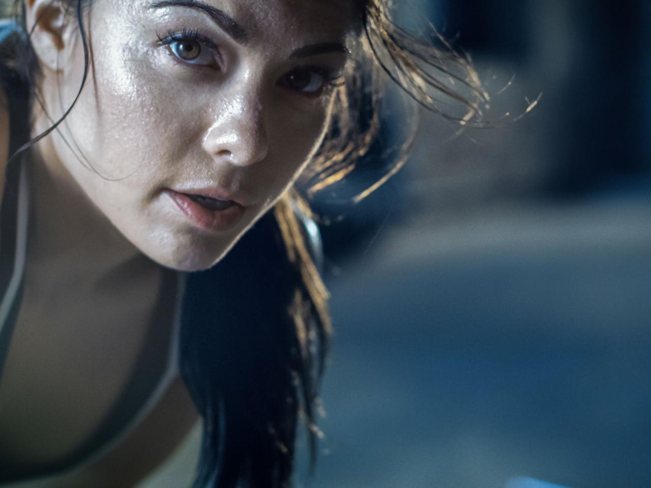 Makijaż na fitness: tak czy nie? Jak malować się na fitness, żeby nie zaszkodzić cerze? 