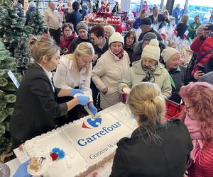 Tłumy gorzowian pojawiły się na otwarciu hipermarketu Carrefour w pasażu handlowym S1