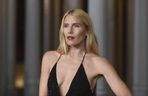 Gwiazdy na gali Lacma: Kim Kardashian i Laura Dern z biustem na wierzchu