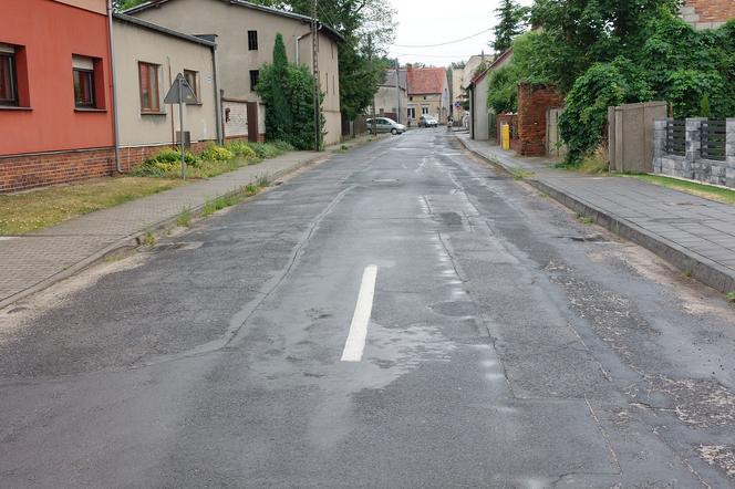 Powiat przebuduje drogę w Osiecznej