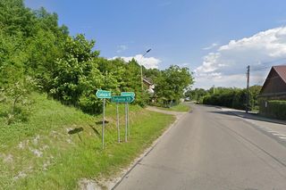 Grodzisko Dolne. W tej wsi na Podkarpaciu odkryto ślady osadnictwa z okresu 12 tys. l.p.n.e. Według legendy założył ją Bolesław Chrobry