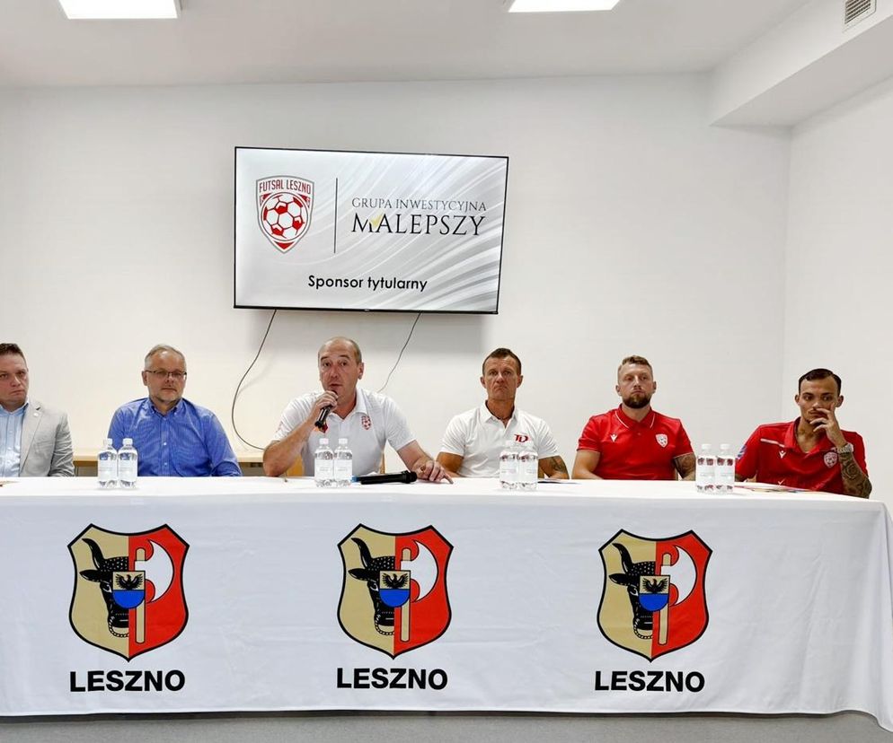 Przedstawili Szypczyńskiego i Settiego