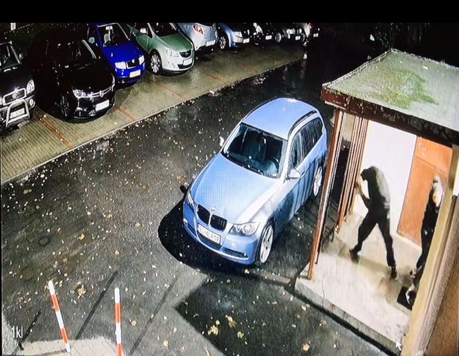 Zatrzymano sprawcę seryjnych napadów na kobiety na Bałutach. Ale czy działał sam?