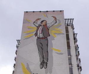 Mural Anioła z serialu Alternatywy 4 na Ursynowie zniszczony przez wandala. Niedawno został odnowiony