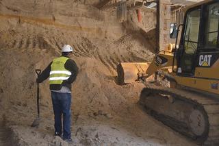 Metro Warszawskie szuka archeologów. Nieprawdopodobne, co wykopali spod ziemi!