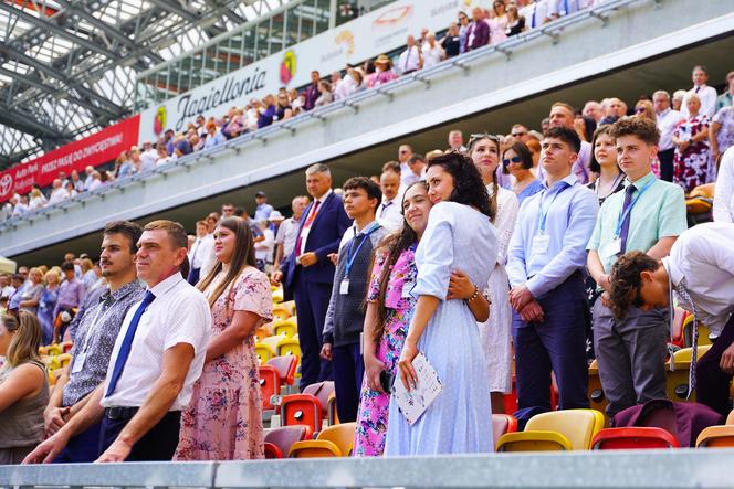 Kongres Świadków Jehowy 2024 na Stadionie Miejskim w Białymstoku