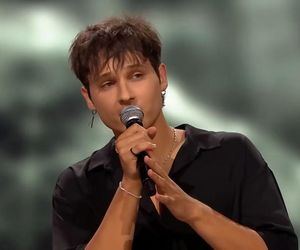 Zachwycił głosem, ale nie manierami. Widzowie zażenowani zachowaniem uczestnika The Voice of Poland