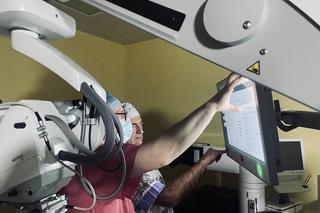 Niewidomy Antoś po raz pierwszy zobaczył twarz mamy. To prawdziwy cud! Nigdzie nie potrafili mi pomóc