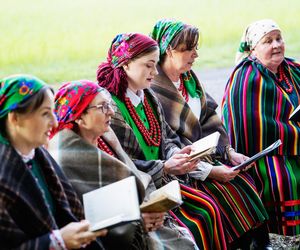 Ten zwyczaj sięga V wieku. W Łódzkiem wciąż jest kultywowany 