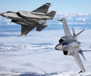 Polski F-16C i norweski F-35A w powietrzu