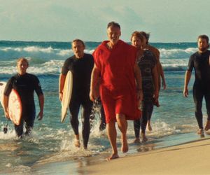 „Surfer” -  Nicolas Cage znów na fali