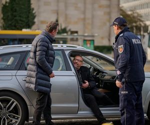 Na Wspólnej, odcinek 4039: Artur (Janusz Chabior), Krzysztof Smolny (Łukasz Konopka)	