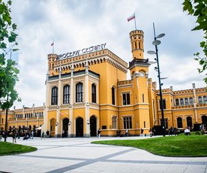 Najpiękniejszy dworzec PKP w Polsce według AI. Ten budynek zachwyca podróżnych