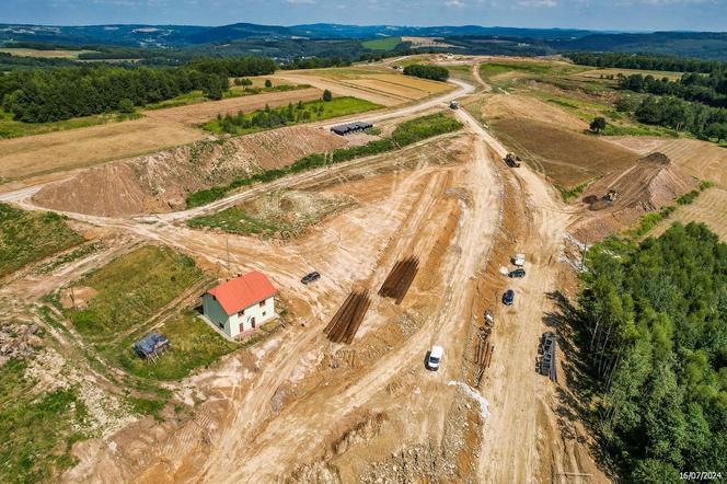 Budowa drogi ekspresowej S19 Babica - Jawornik i najwyższej estakady w Polsce