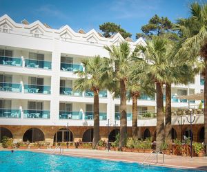 Wakacje last minute w czerwcu. Loty i hotel od 1000 zł i prawie puste plaże