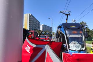 Młody mężczyzna śmiertelnie potrącony przez tramwaj