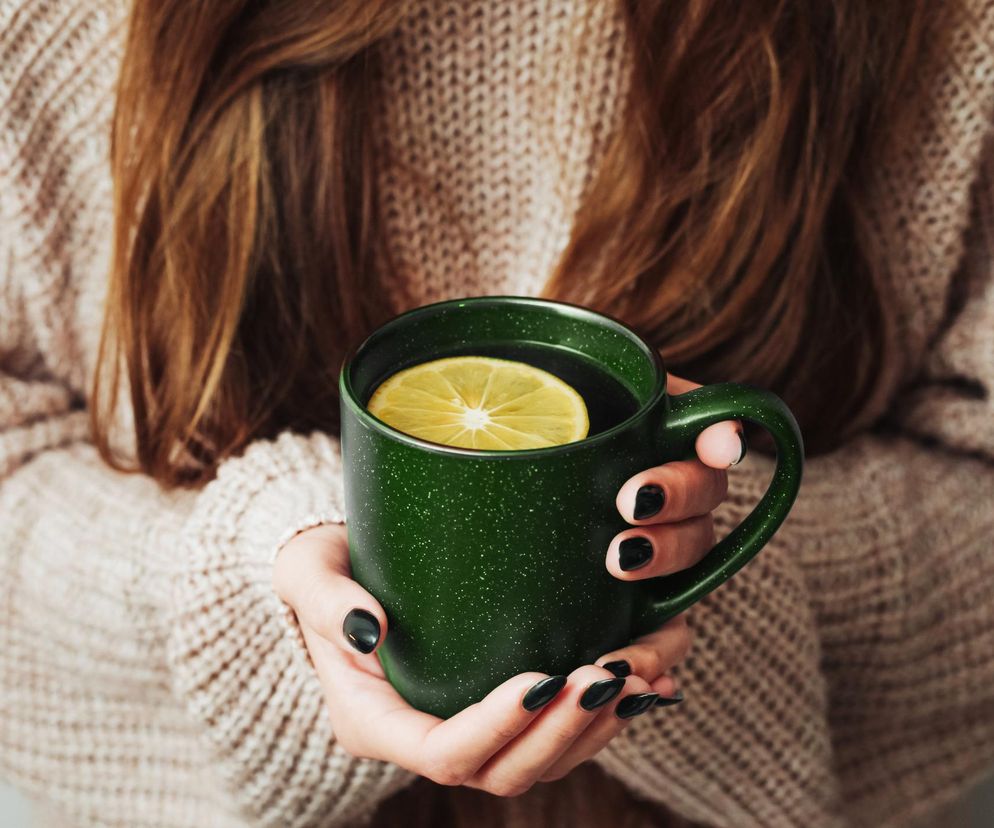 Rozgrzej się gorącą herbatą w świąteczny wieczór. Dobierz do swoich potrzeb