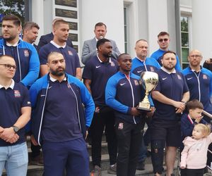 Społeczność sportowców i kibiców rugby z Siedlec uczciła największy z dotychczasowych sukcesów w historii klubu