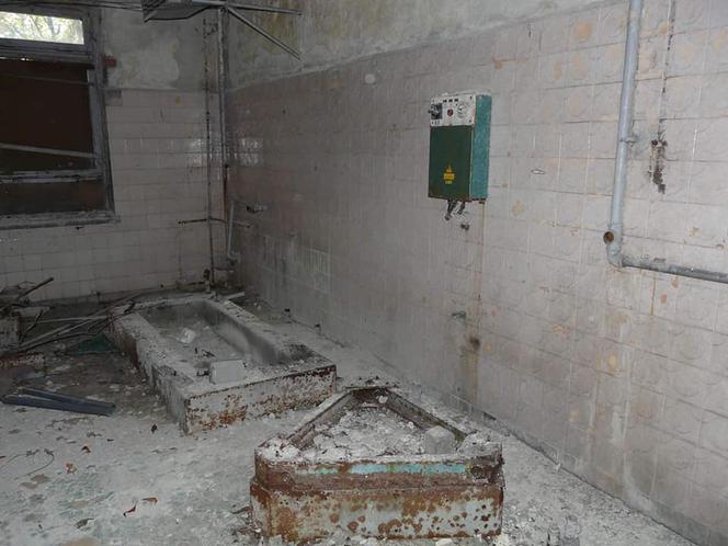 Opuszczony szpital w Zabrzu. Kiedyś świetna lecznica. Teraz odstraszająca ruina