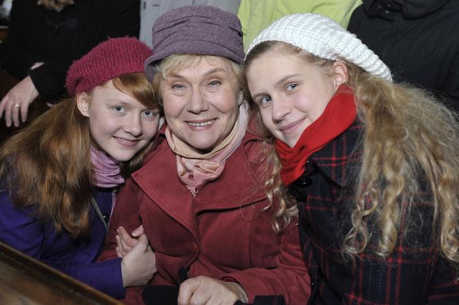 Pamiętacie Natalkę z "M jak miłość"? Aktorka porzuciła aktorstwo, a na nowych zdjęciach trudno ją rozpoznać