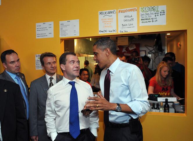 Obama zabrał Miedwiediewa na hamburgery