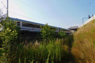Śmiertelne potrącenie pieszego w tunelu. Pociąg gruchnął w osobę stojącą na torach