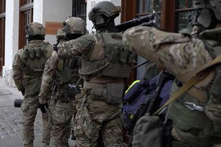 Okradali luksusowe wille pod Warszawą. Zatrzymali czterech mężćzyzn