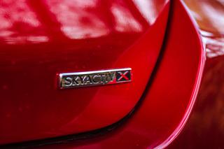 Mazda 3 Sedan 2.0 SKYACTIV-X 180 KM 6MT Enso