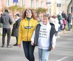 Mali i duzi pobiegli dla Polski! Druga edycja Ulicznych Biegów Niepodległości