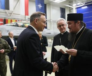 Andrzej Duda w Bazie Lotniczej w Amari