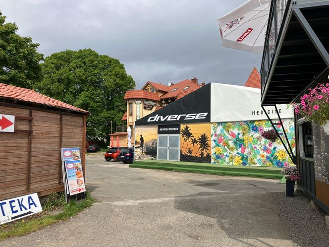 Krynica Morska to popularne miejsce na urlop. Jakie sątu ceny?