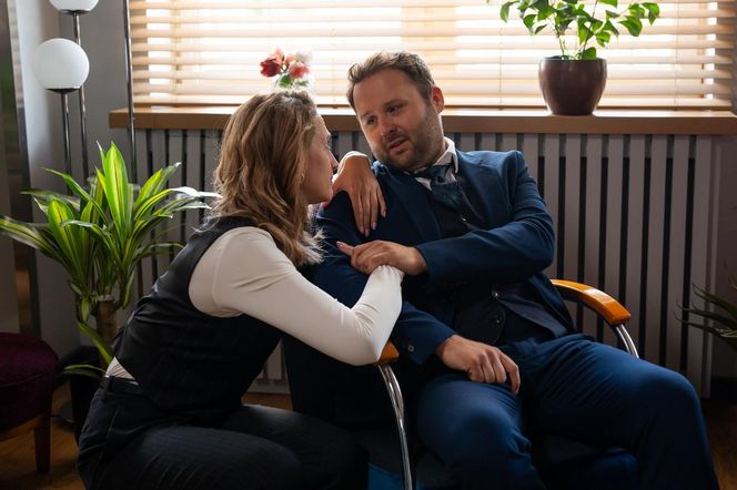 Barwy szczęścia, odcinek 3138. Asia (Anna Gzyra), Klemens (Sebastian Perdek)