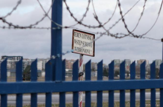  Lotnisko na Bemowie zamknięte dla cywili. Kontrolerzy lotów chcą podwyżek