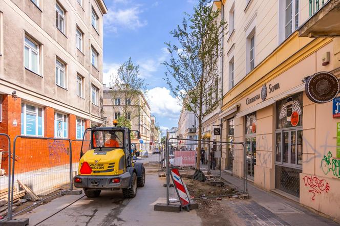 Przebudowa ul. Chmielnej w Warszawie latem 2024 r.