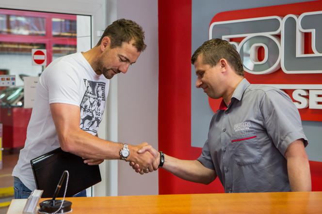 Jerzy Dudek chce być mechanikiem samochodowym! 