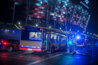 Autobus przewiózł pierwszych pacjentów do Szpitala Narodowego!