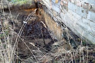 Zarąbał ukochaną w starym garażu