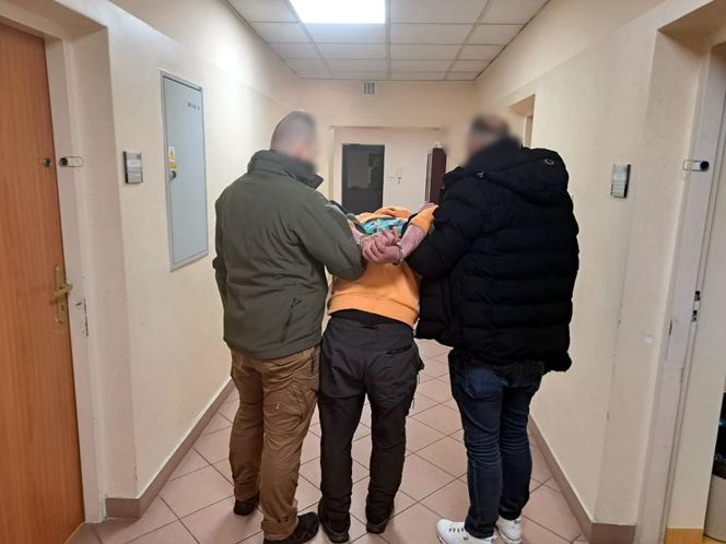 Nie żyje potrącony 14-latek. Policja zdradziła, jak zidentyfikowano kierowcę busa