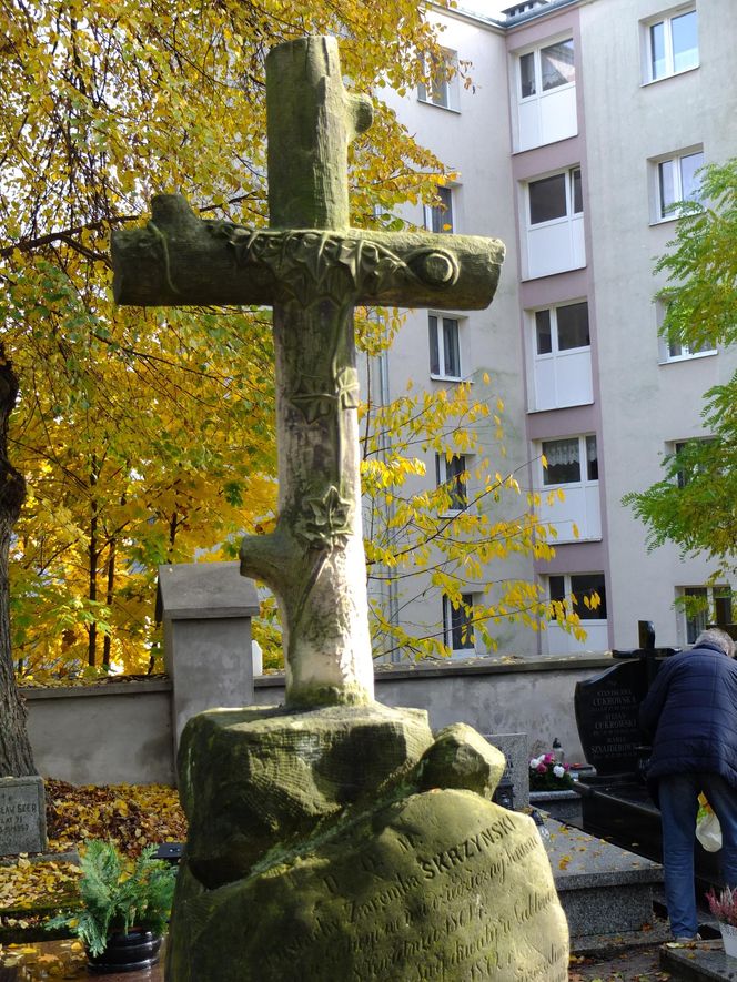 To jedna z najpiękniejszych nekropolii w Lublinie. Tutaj czuć przemijanie