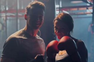 M jak miłość na planie. Martyna (Magdalena Turczeniewicz), Jakub Karski (Krzysztof Kwiatkowski)