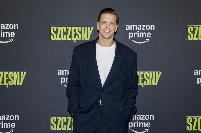 Premiera filmu "Szczęsny". Tomasz Kot z synem, brata piłkarza z rodziną i Quebonafide z partnerką [GALERIA]