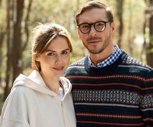 Hania wreszcie dorwie Miłosza! Wydusi z niego dlaczego jest tak podobny do Piotra Korbana