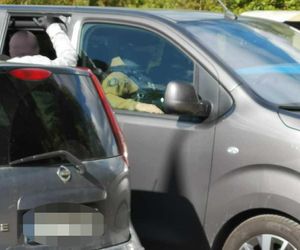 ABW w akcji. Znaleziono broń i materiały wybuchowe. Trwa ewakuacja