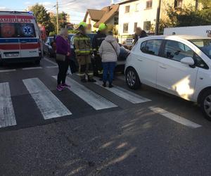 Piastów. Pijany kierowca skasował cztery samochody! Mężczyzna został zabrany do szpitala na badania