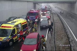 Bielsko-Biała: 24-latek spadł z wiaduktu. Jest w ciężkim stanie