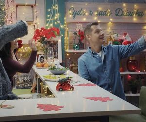 M jak miłość odc. 1855. Paweł (Rafał Mroczek), Franka (Dominika Kachlik), Kinga (Katarzyna Cichopek)